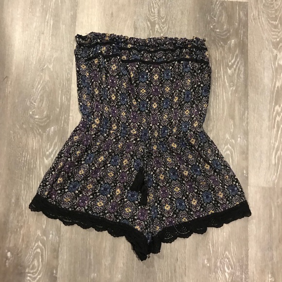 Romper - Picture 1 of 2